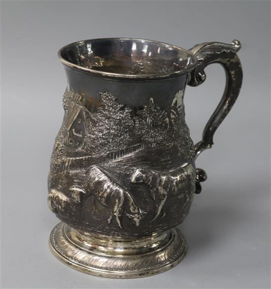 A George III silver mug, approx 12.2oz